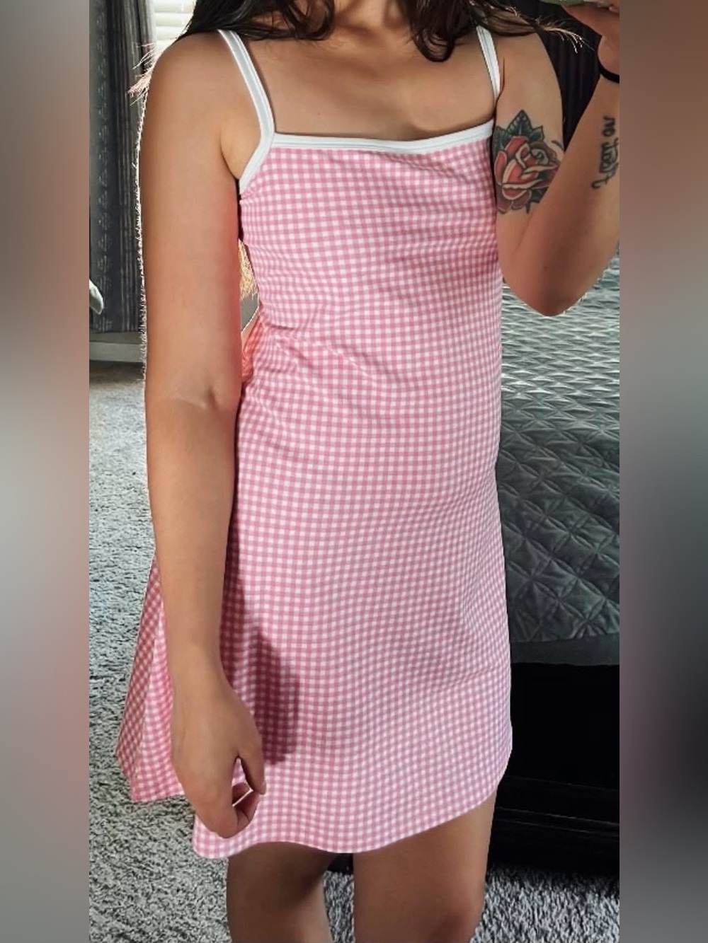 Wild fable women's pink checkered Athletic
Dress open back - L